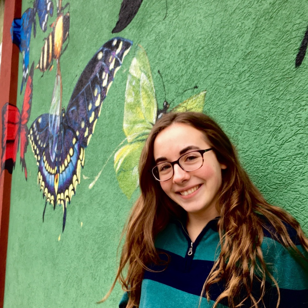 Meet your Posher, Hannah